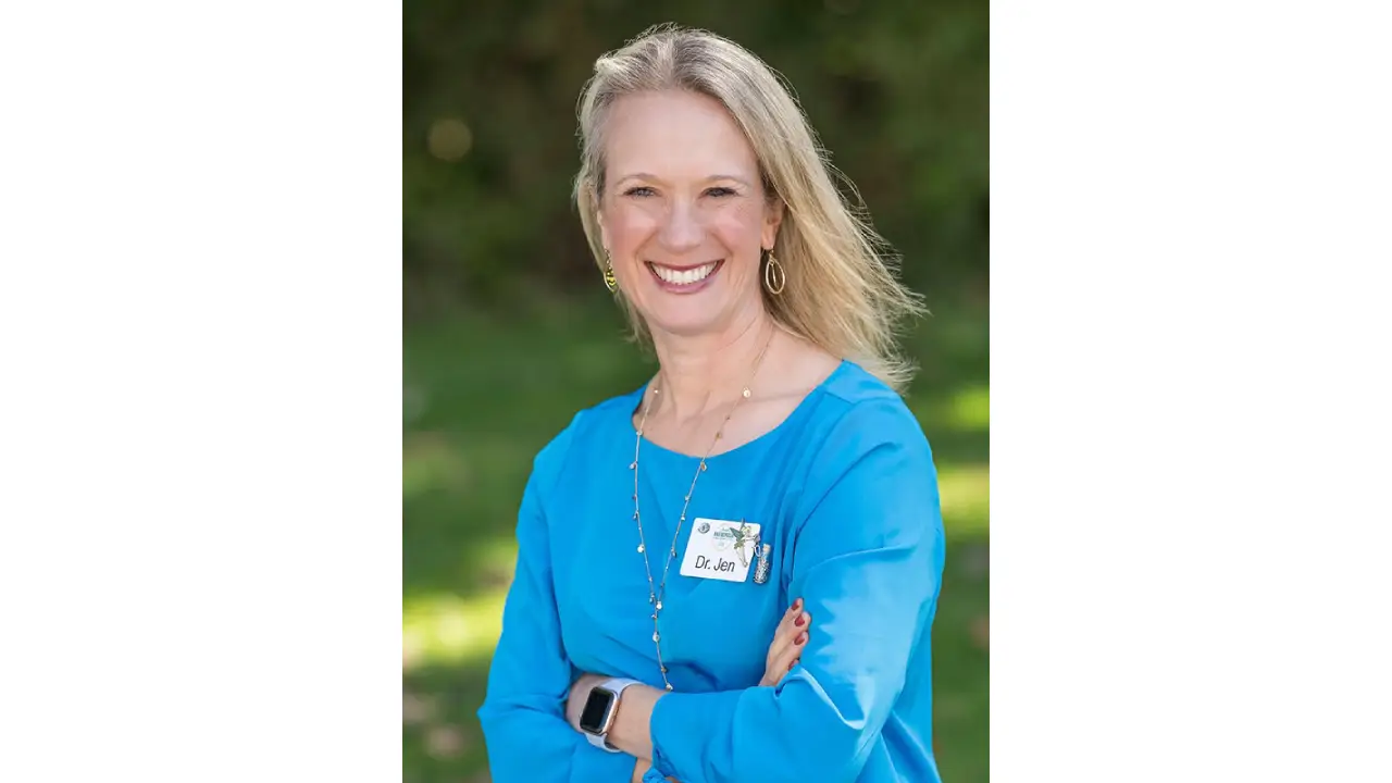 Dr. Jennifer Bryk Hechko